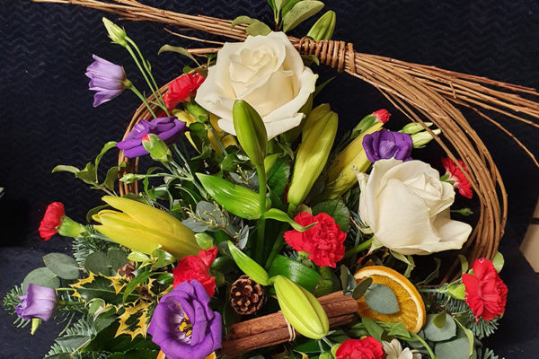 Create a Willow Basket and fill it with Flowers Floristry Workshop